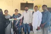 కళ్యాణ లక్ష్మి షాది ముబారక్ చెక్కులు పంపిని చేసిన సర్పంచ్, ఉపసర్పంచ్ ...