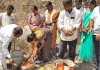 మహిళ భవన నిర్మాణానికి స్థానిక సర్పంచ్ సంతోష్ గోండ స్వామి యాదవ్ భూమి పూజ ....