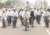 విశాఖలో సైకిల్ తొక్కిన సీఎం చంద్రబాబు....