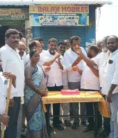 ఘనంగా కేసీఆర్ జన్మదిన వేడుకలు...