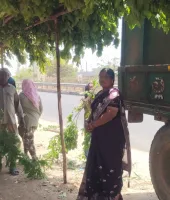 జాతీయ రహదారిపై ఇబ్బందులు పడుతున్న ప్రయాణికులు....