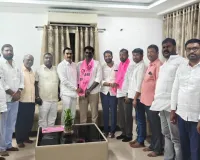 బీఆర్ఎస్ లోకి పురం మహేష్ 