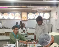 అమోఘ్ గ్రాండ్ రెస్టారెంట్‌లో ఆహార భద్రతా అధికారి విస్తృత తనిఖీలు