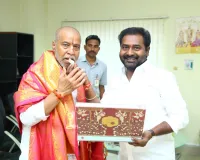 మంత్రిని కలిసిన కాట శ్రీనివాస్ గౌడ్   