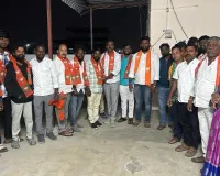 కమలం వైపు అడుగులు.. 