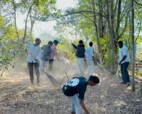 మల్కాపూర్ లో స్వచ్చా భరత్ 