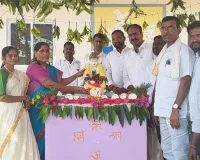 సరస్వతి మాత గౌతమ బుద్ధుడి, విగ్రహాలను ఆవిష్కరించిన