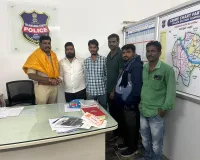 తూప్రాన్ ఎసై గంగారాజు ను సన్మానించిన లారీ యూనియన్...