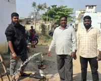 యావపూర్ హరిజనవాడ లో మహేష్ బోర్ మోటార్ పంపిణి.. 