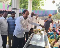 అశ్రు నయనాల మధ్య కాంగ్రెస్ పార్టీ సీనియర్ నాయకులు రొండా మల్లారెడ్డి అంత్యక్రియలు...