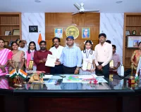 జాతీయ స్థాయి సైన్స్ కి ఎంపికైన విద్యార్థిని అభినందించిన కలెక్టర్..