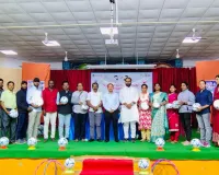 నవోదయాలో ఫుట్బాల్ పంపిణీ...