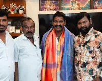 4 వ వార్డ్ కౌన్సిలర్ రొట్టెల శ్రీనివాస్ కు ఘన సన్మానం....