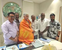 ప్రెస్ ఆకాడమి చైర్మెన్సను న్మానించిన తూప్రాన్ జర్నలిస్టులు ...