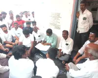 గవలపల్లిలో తైబజార్ వేలం... 