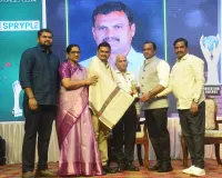 తూప్రాన్ గీతా స్కూల్ యాజమాన్యానికి విద్యా పురస్కారం ....