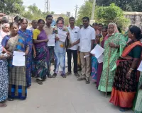 తూప్రాన్ మున్సిపల్ లో కేసీఆర్ వేశాధారణ తో పర్యటన...