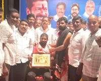 కుండ భానుచందర్ కు దళిత రత్న అవార్డు....