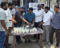 ఆర్యవైశ్య యువజన సంఘం  ఆధ్వర్యంలో మజ్జిగ పంపిణీ....