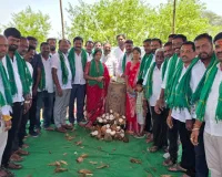 మనోహరబాద్ లో కొనుగోలు కేంద్రం ప్రారంభం ....