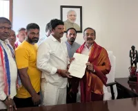 జ్యోతిరావు పూలే, సావిత్రిబాయి పూలే విగ్రహాల ఏర్పాటుకు సహకరించండి...