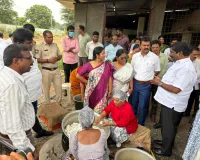 మేడ్చల్‌లో ఫుడ్ కమిషన్ ఆకస్మిక తనిఖీలు...