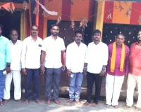 కాళ్లకల్ బంగారమ్మ ఆలయంలో బీజేపీ నాయకుల పూజలు...