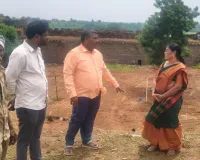 కోట మరమ్మతు పనులను పరిశీలించిన తహసీల్దార్ మాలతి....