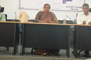 వర్షాలతో దెబ్బతిన్న ప్రభుత్వ నిర్మాణాల శాశ్వత నిర్మాణానికి  ప్రతిపాదనలు సిద్ధం చేయాలి ; జిల్లా కలెక్టర్ కె. హేమావతి 