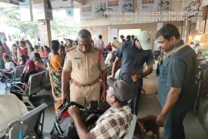 స్పెషల్ డ్రైవ్ లో ఆకస్మిక తనిఖీలు....