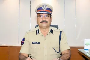 బాధ్యతలు స్వీకరించిన కొత్త కమిషనర్ లు