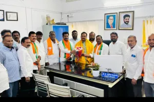 ఉప కమిషనర్‌ను కలిసిన బీజేపీ నేతలు