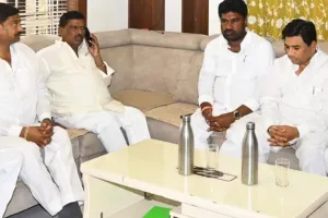 మాజీ కో-ఆప్షన్ సభ్యులు యూనుస్ కుటుంబానికి ఎమ్మెల్యే పరామర్శ..