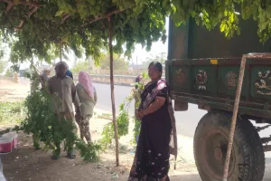 జాతీయ రహదారిపై ఇబ్బందులు పడుతున్న ప్రయాణికులు....