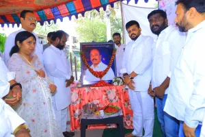 బాధిత కుటుంబాలను పరామర్శించిన ఎమ్మెల్యే...