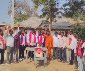 కేసీఆర్ జన్మదిన వేడుకలు..... 